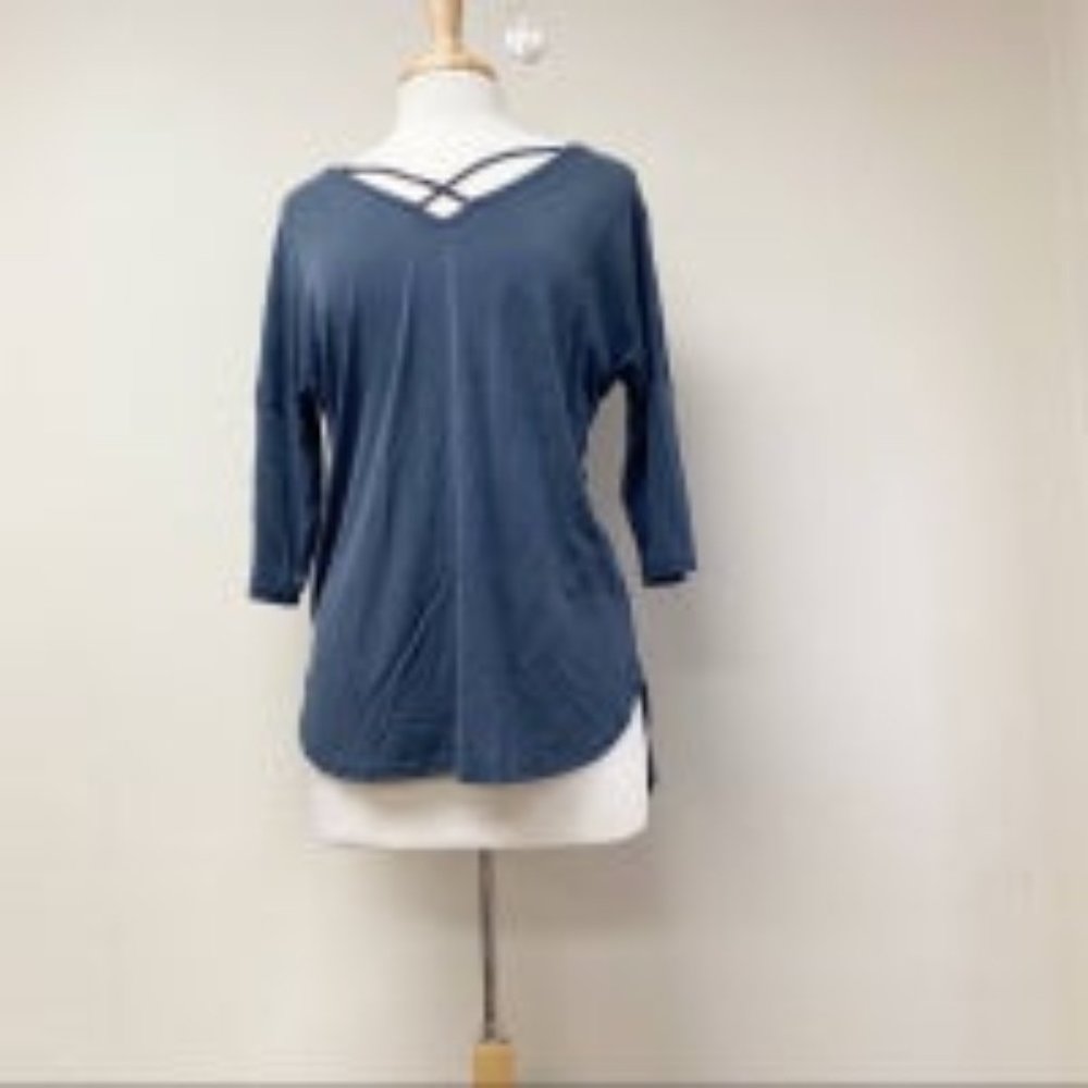 Olive & Oak Lace Up Top Blue-Grey M